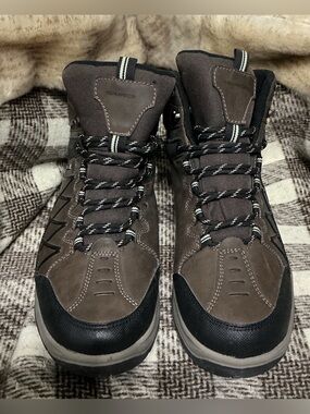 HIGHLAND CREEK RIDGE MID MENS HIKING BOOTS